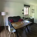 Kofel Apartamento *